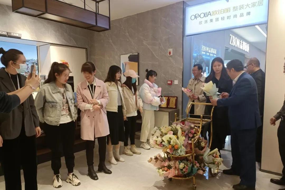 昌禾裝飾丨特別的愛給特別的你，對(duì)你的“愛”從未缺席~